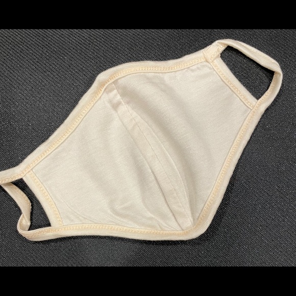 Adult face mask - Picture 3 of 3